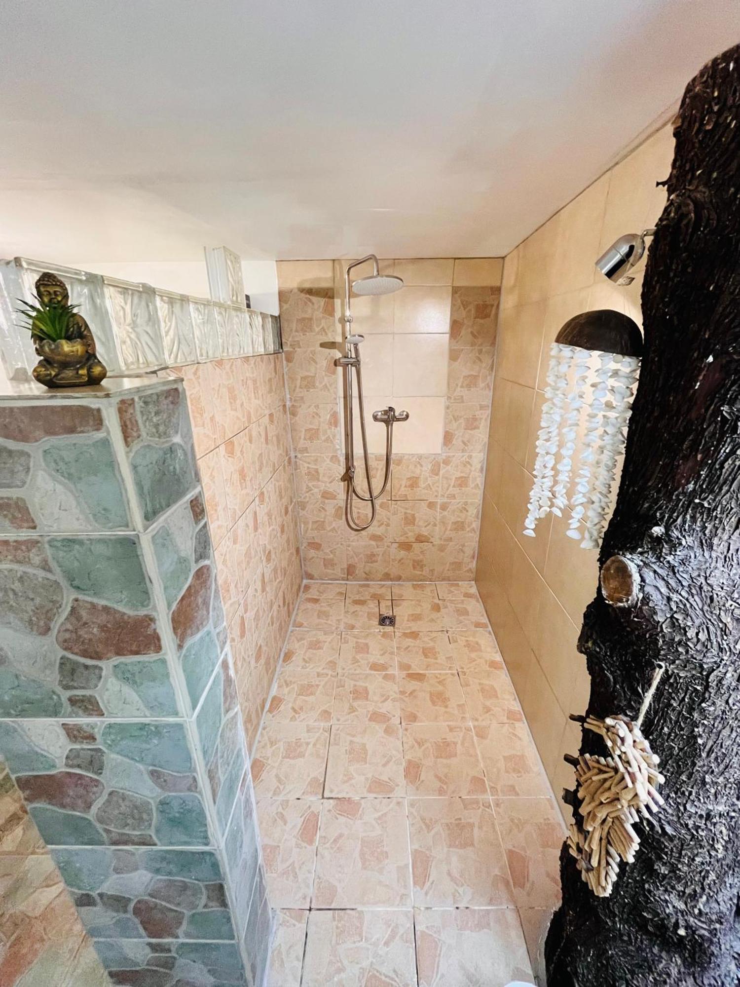 Location T3 Jardin Avec Piscine Villa Meze Luaran gambar